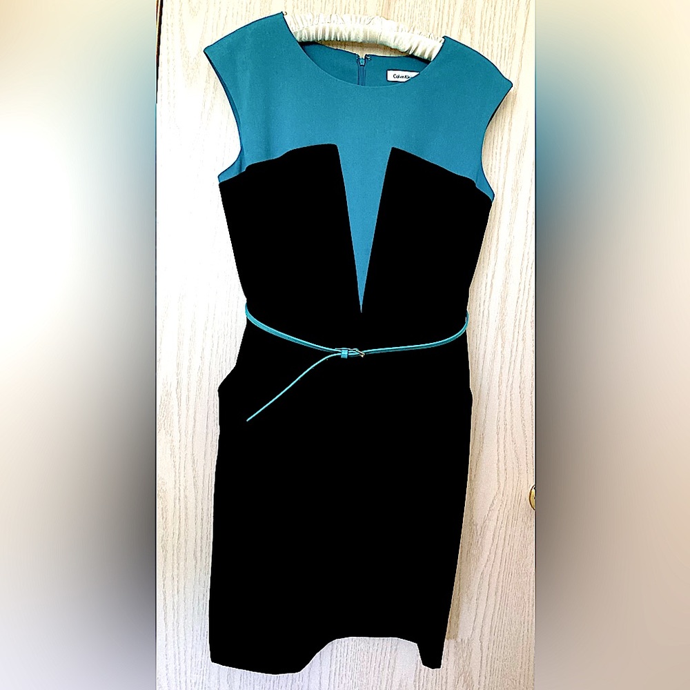 Calvin Klein Belted Teal and Black Color Block Sheath Dress